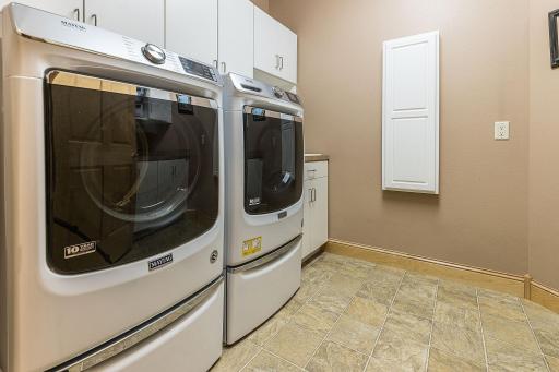 35666 Fawn Oaks Trail, Dent, MN 56528