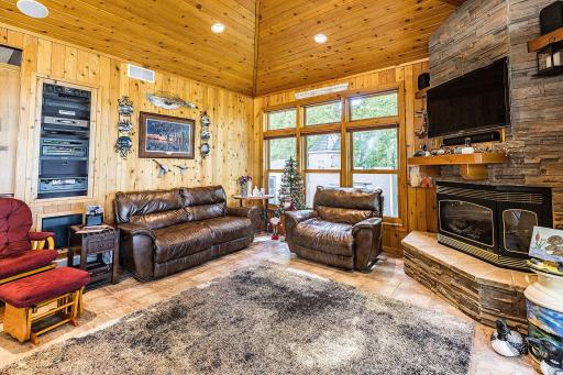 35666 Fawn Oaks Trail, Dent, MN 56528