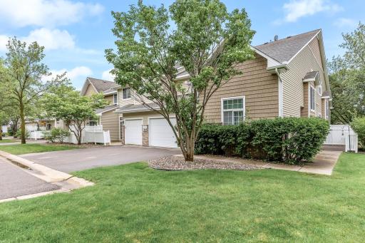 8387 Kimball Drive, Eden Prairie, MN 55347