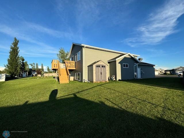 Irregular Shape Large Yard