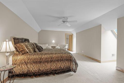 17751 Oakland Drive NE, Andover, MN 55304