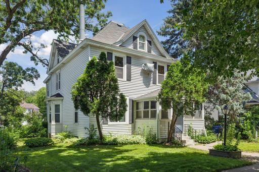 1395 Albany Avenue, Saint Paul, MN 55108