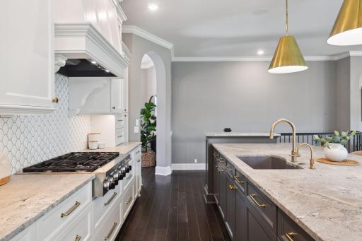 6673 Waterford Lane, Excelsior, MN 55331