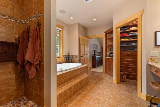 7025 Old Whiskey Road, Pequot Lakes, MN 56472