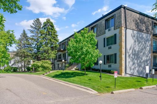 183 Little Canada Road E, 215, Little Canada, MN 55117