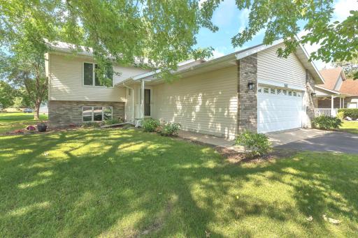 205 10th Street N, Sartell, MN 56377
