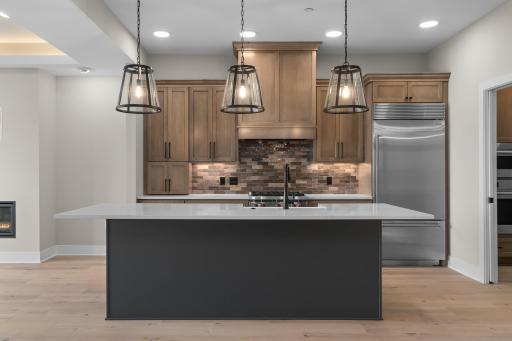 1 Hill Farm Road, 205, North Oaks, MN 55127
