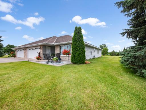 320 Voyager Drive, Alexandria, MN 56308