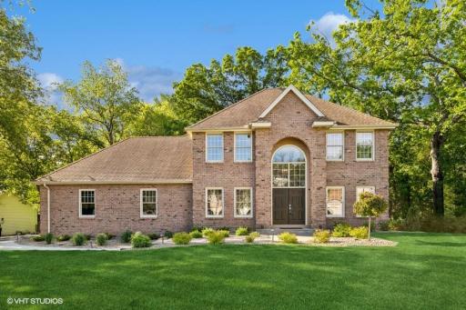 14921 White Oak Drive, Burnsville, MN 55337