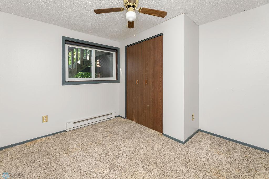 bedroom 3 closet.jpg