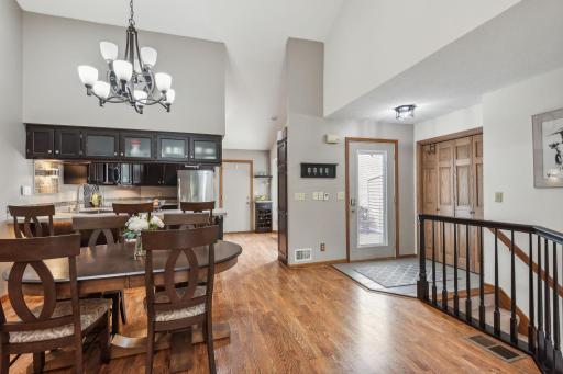 Photo for 975 Winterberry Drive, Saint Paul, MN 55125 - listing #6563793 975 Winterberry Drive, Saint Paul, MN 55125