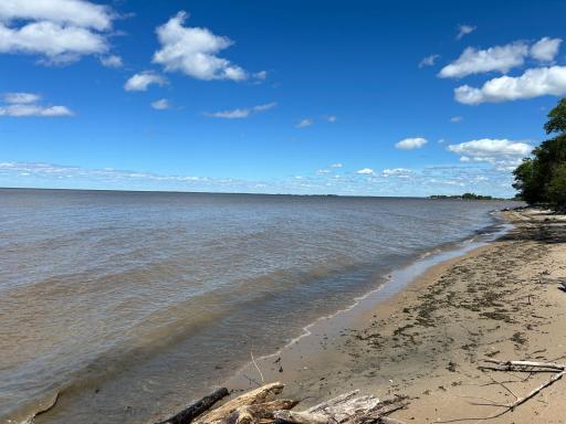 Graceton Beach Shoreline on Lake of the Woods