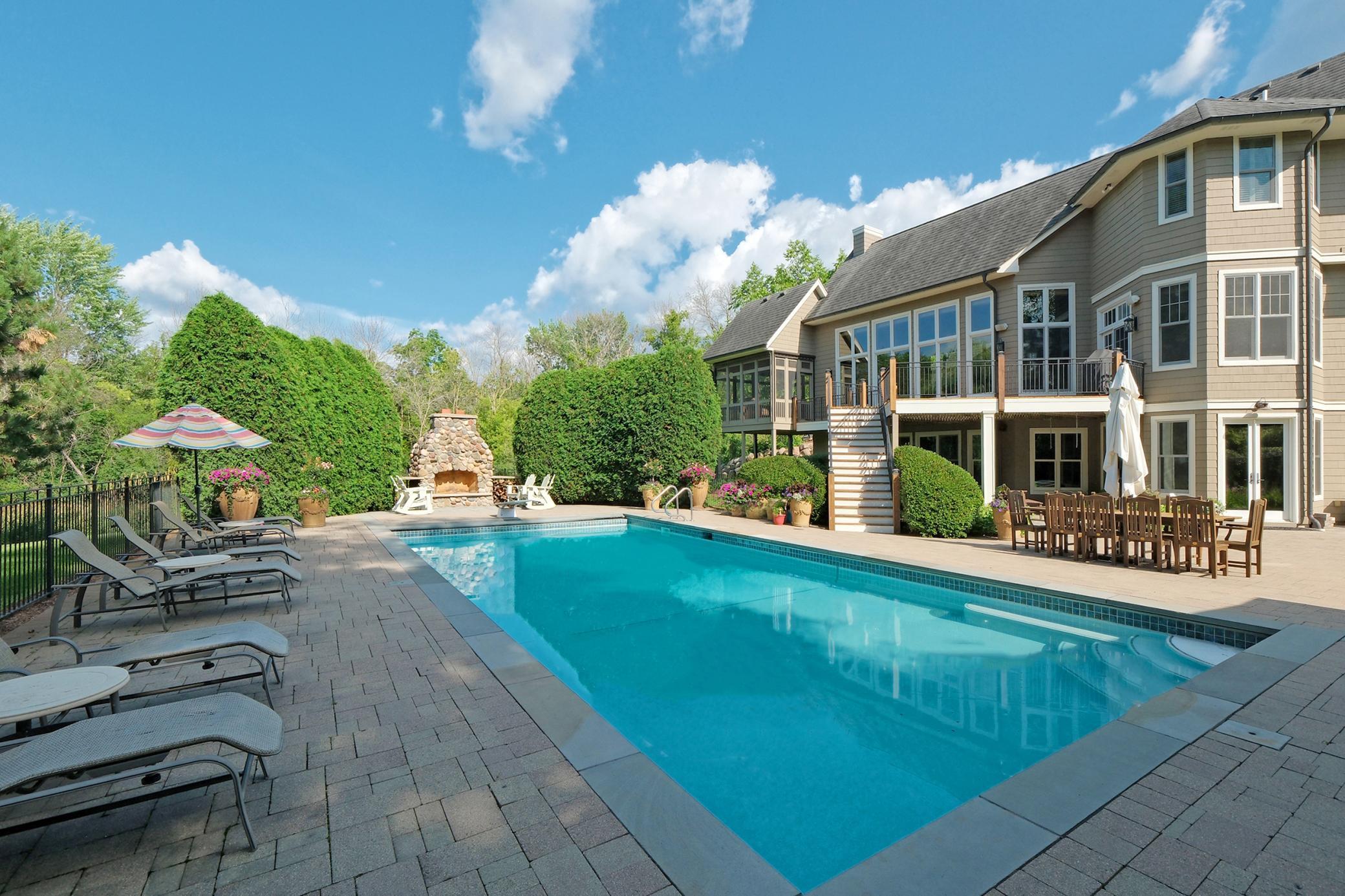 West to East Facing View