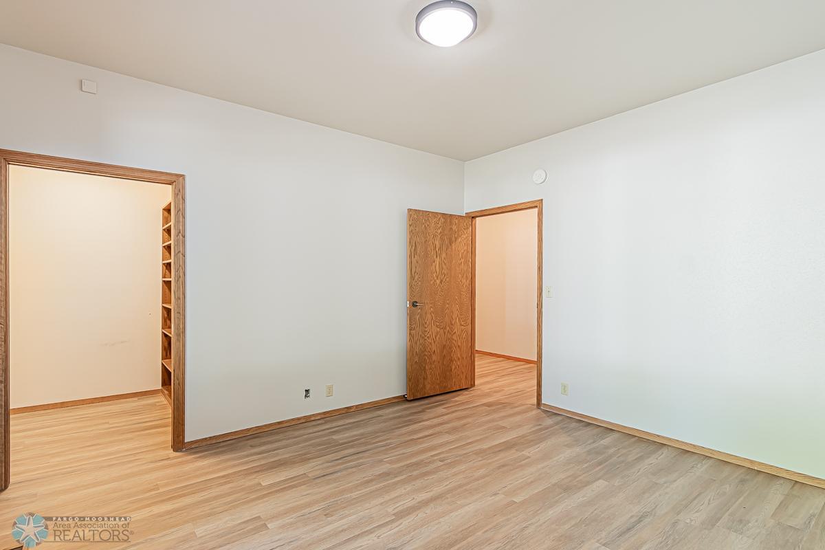 3508 20th St S, Fargo, ND, United States-14.jpg