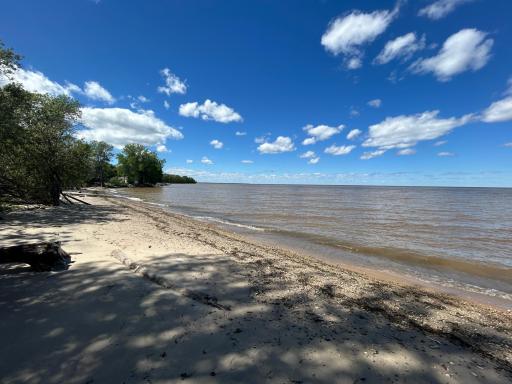 Graceton Beach Shoreline on Lake of the Woods