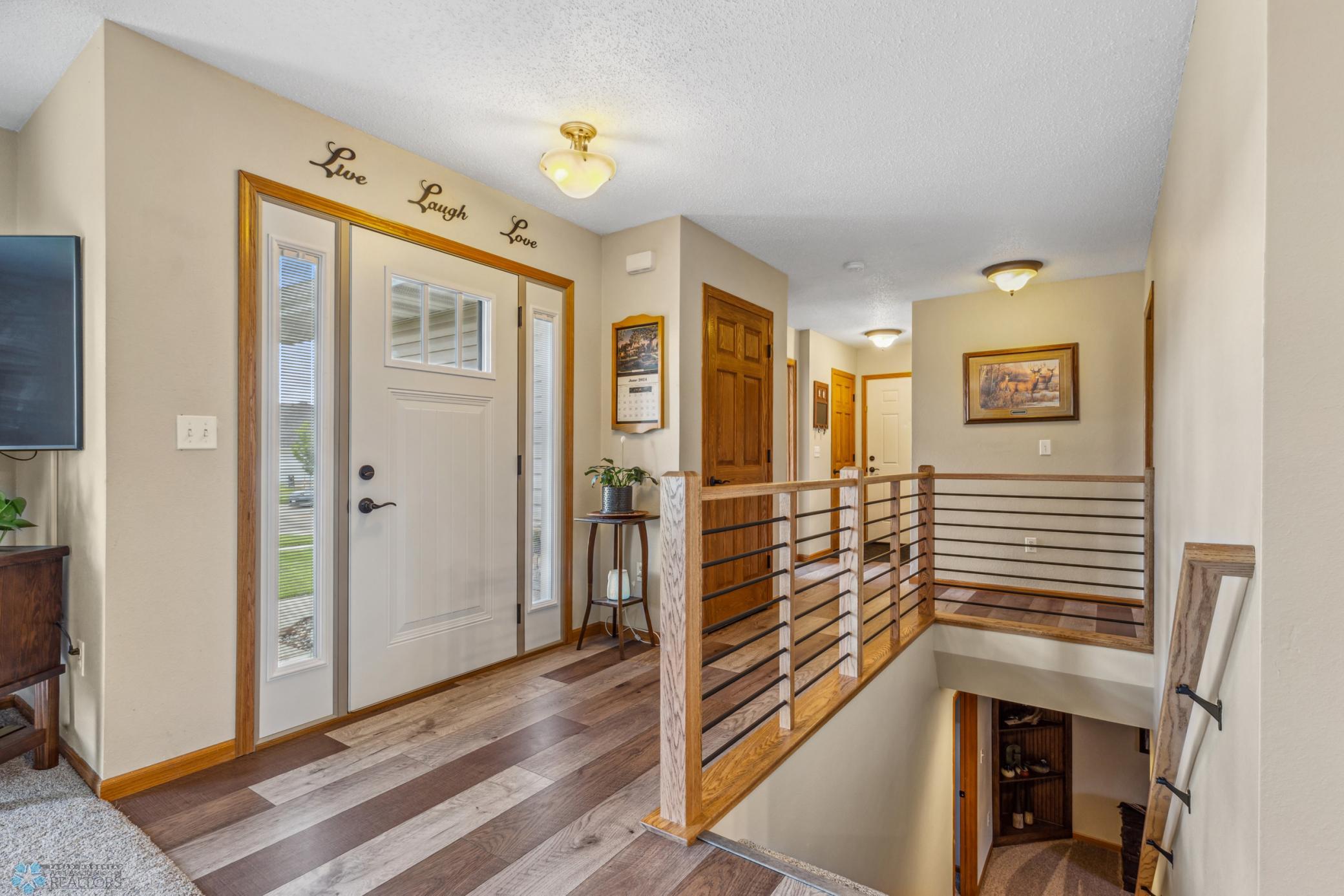 1867 10th St W4.jpg