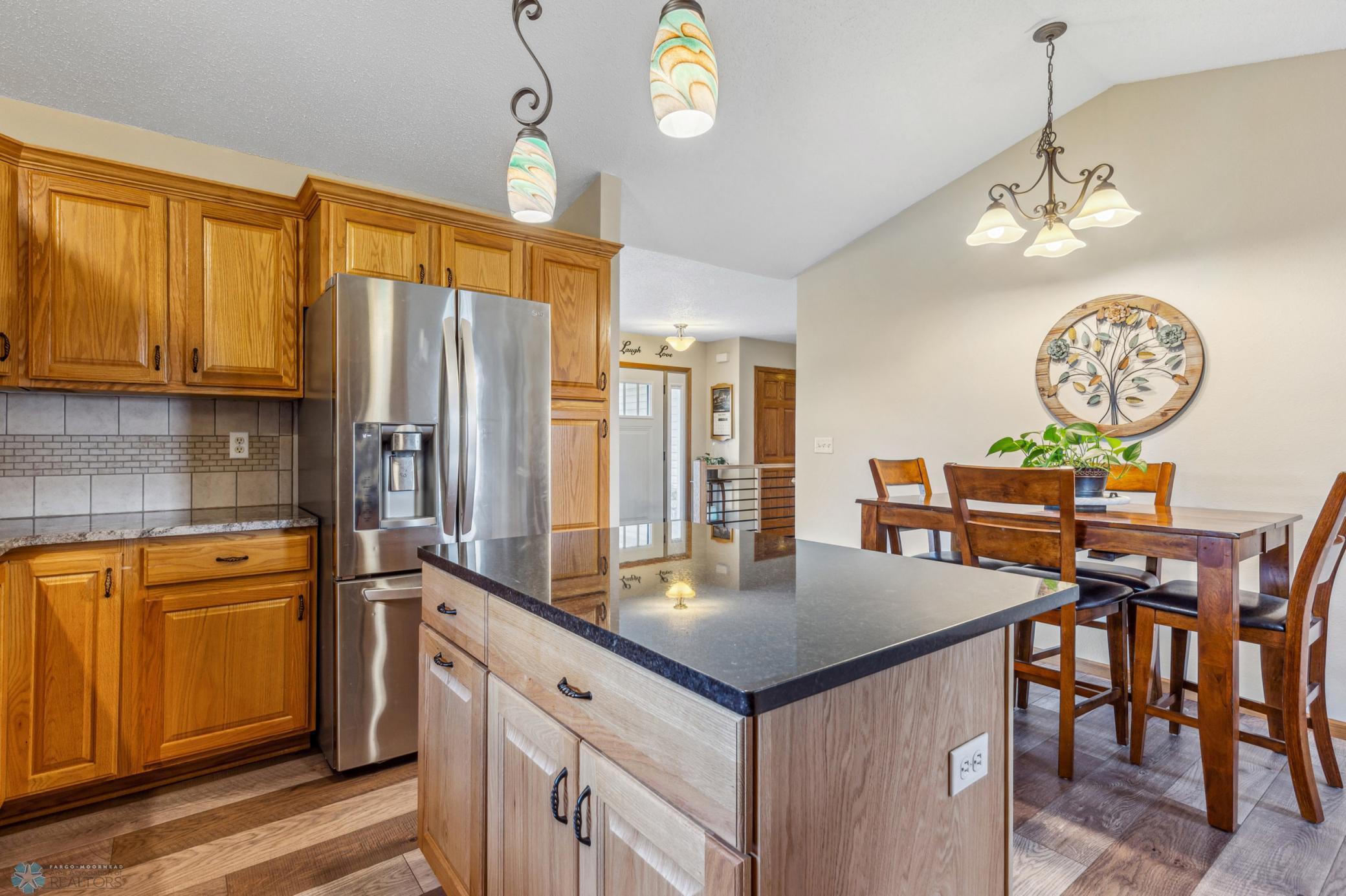 1867 10th St W8.jpg