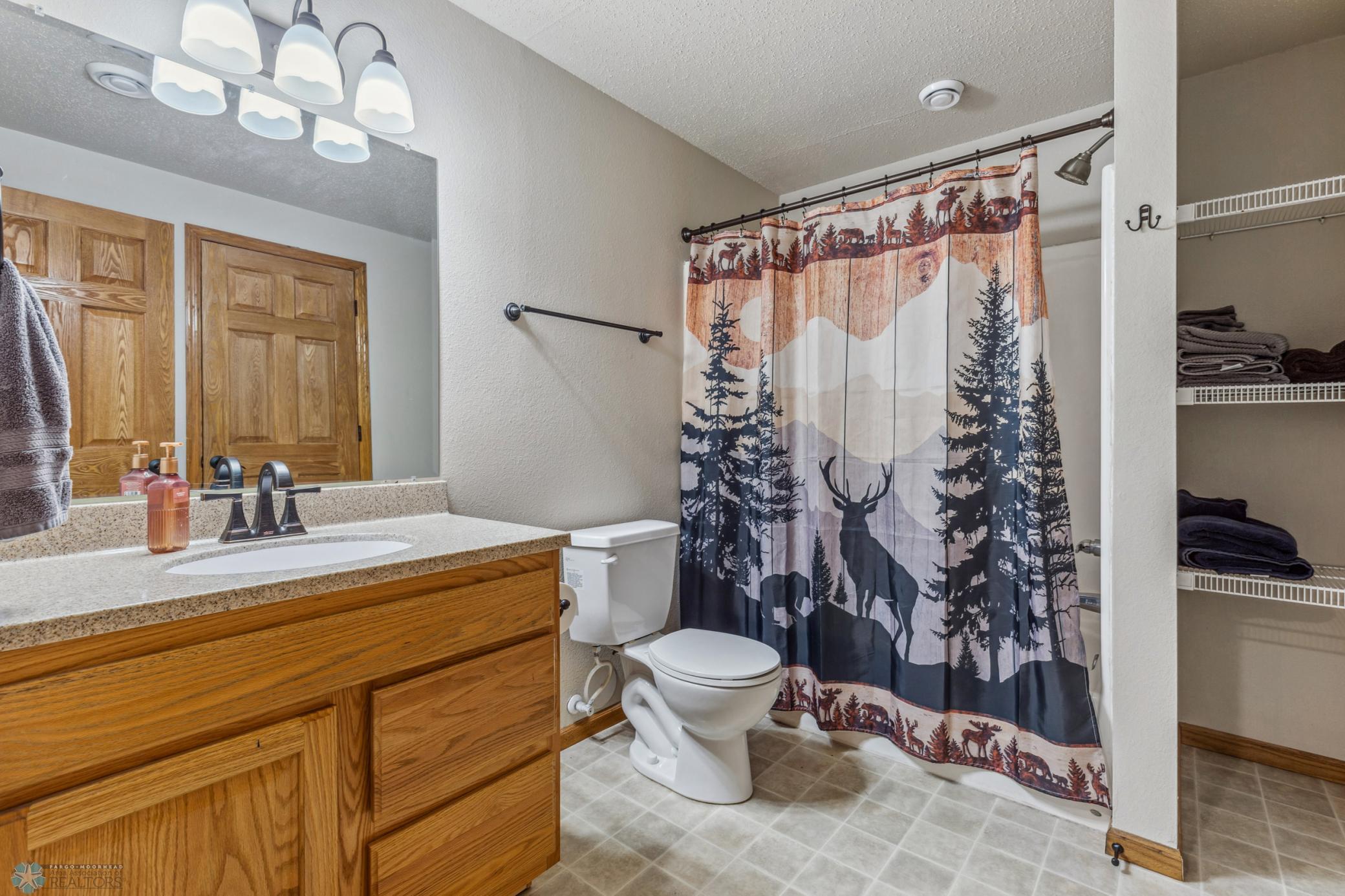 1867 10th St W20.jpg