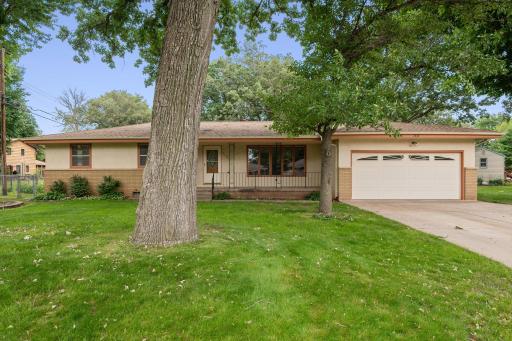 7432 Hampshire Avenue N, Minneapolis, MN 55428