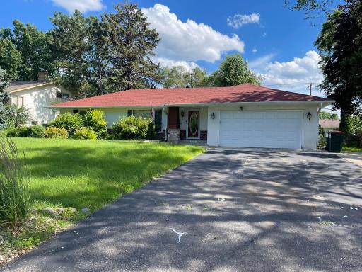 1220 Lincoln Terrace, Minneapolis, MN 55421