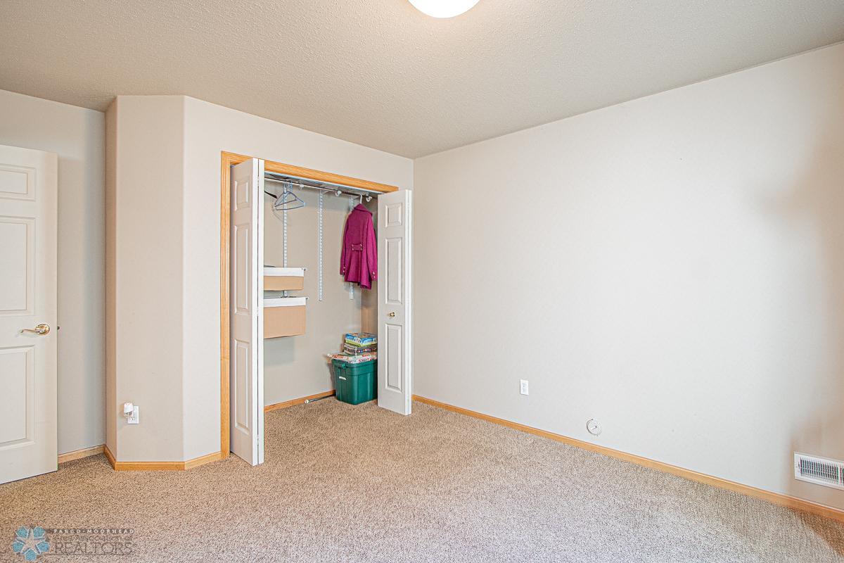 6136 16th St S, Fargo, ND 58104-44.jpg