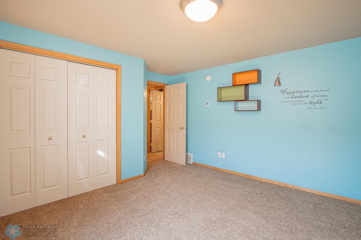6136 16th St S, Fargo, ND 58104-47.jpg