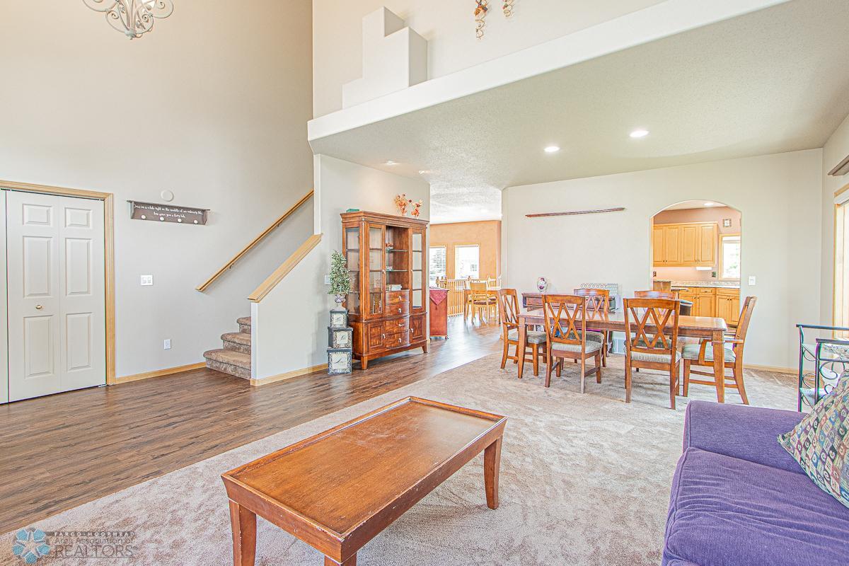 6136 16th St S, Fargo, ND 58104-03.jpg