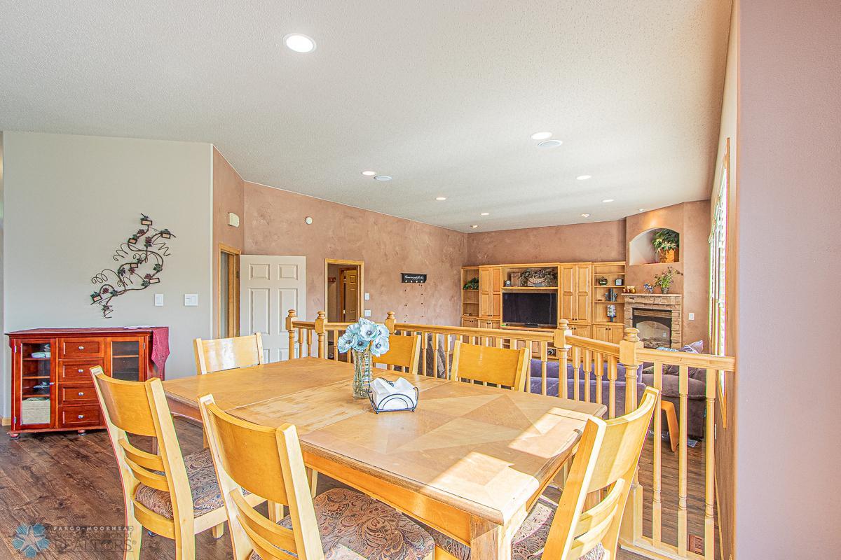 6136 16th St S, Fargo, ND 58104-11.jpg
