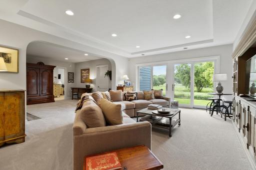 465 Lakeview Parkway, Mound, MN 55364