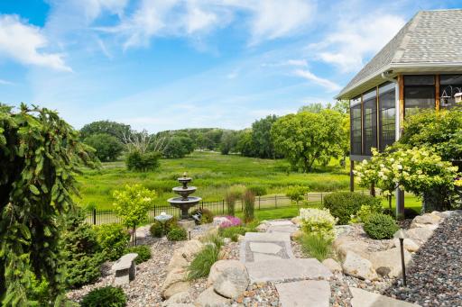 465 Lakeview Parkway, Mound, MN 55364