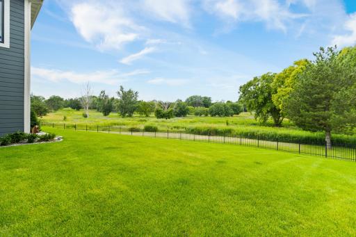 465 Lakeview Parkway, Mound, MN 55364