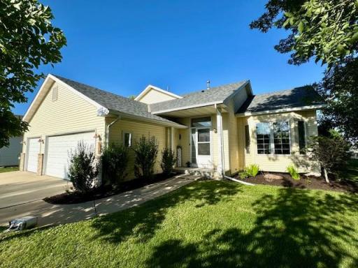 969 Heritage Drive SW, Lonsdale, MN 55046