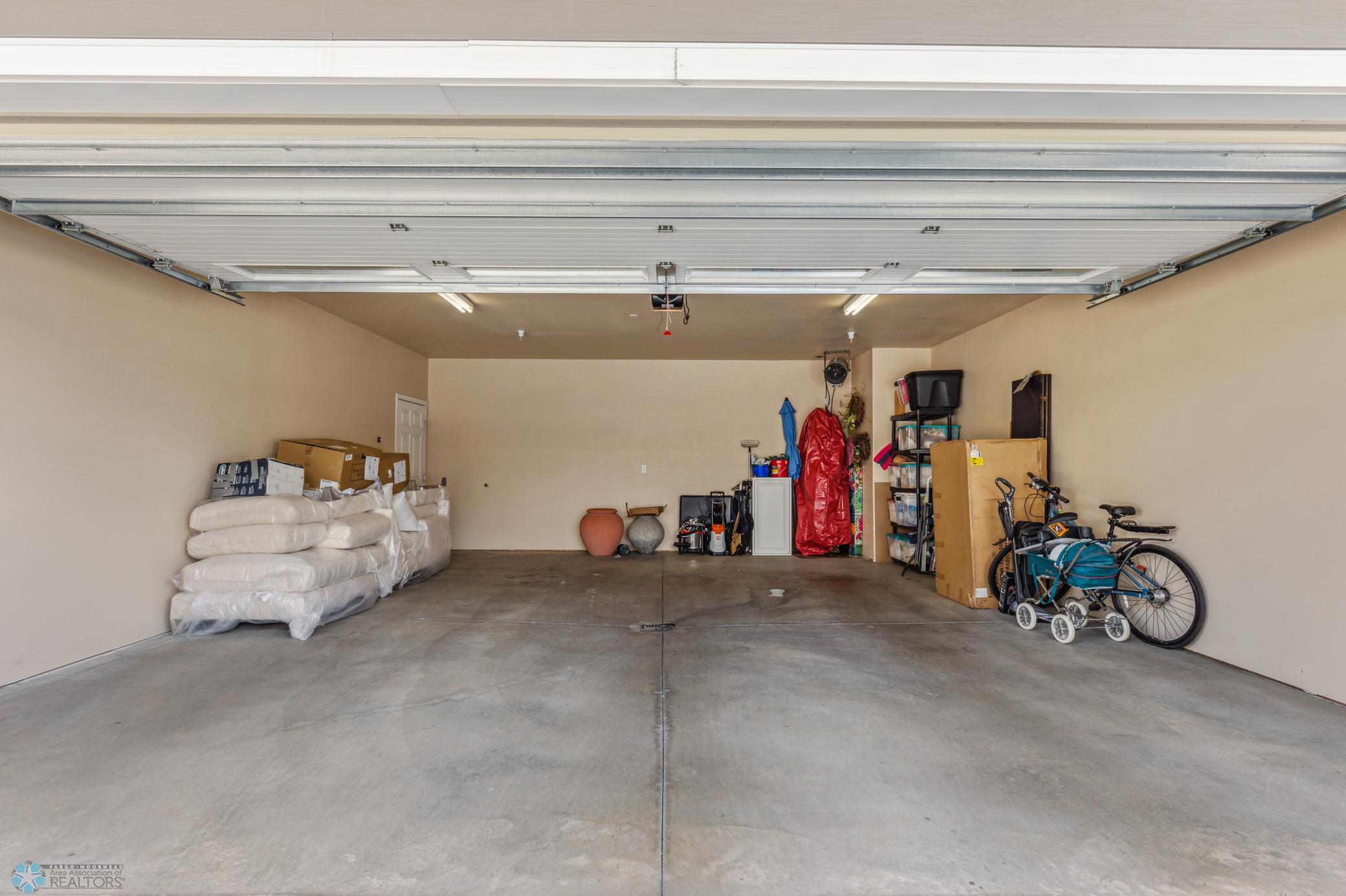 GARAGE INTERIOR