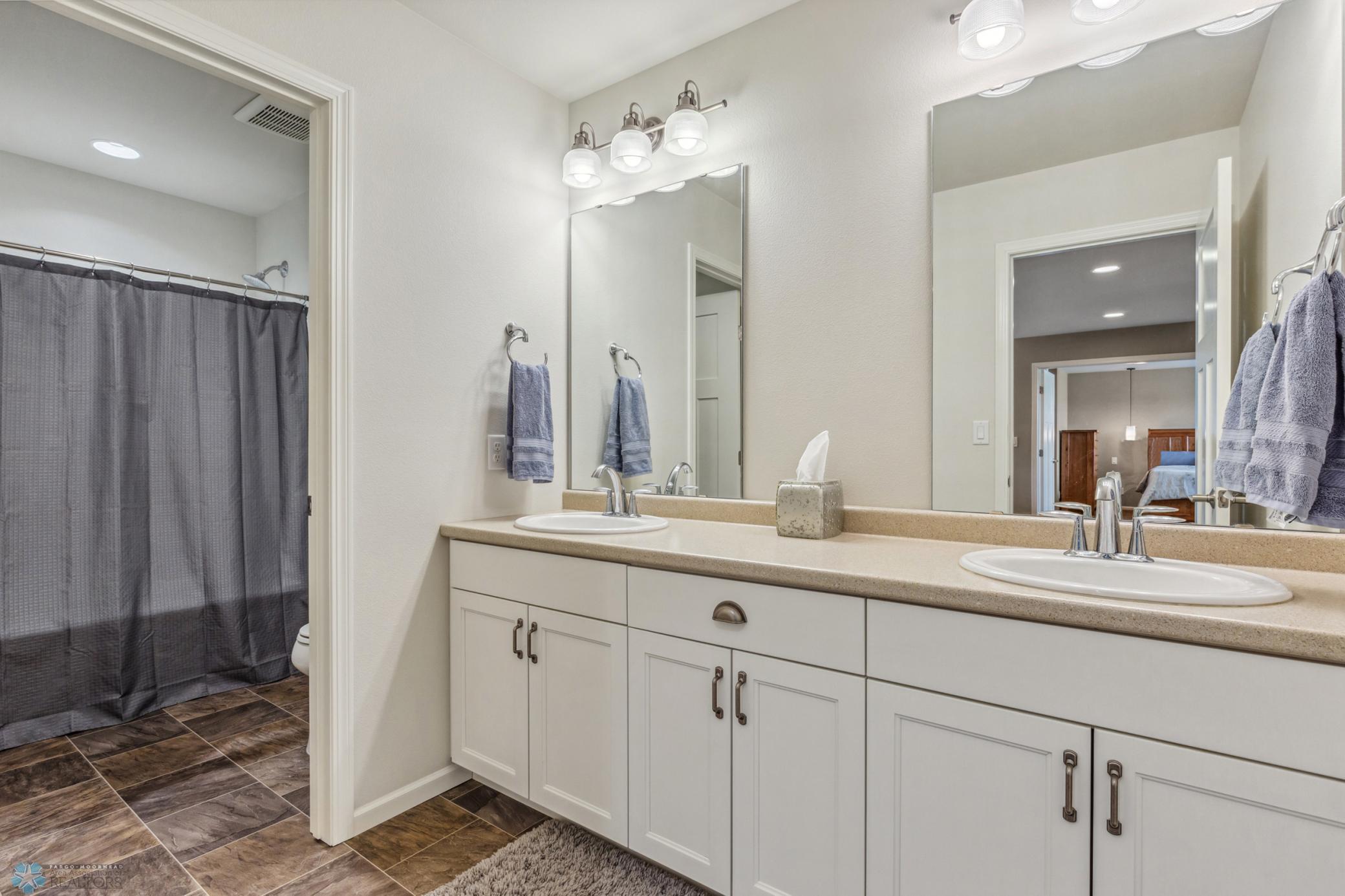 Second Floor Full Bathroom
