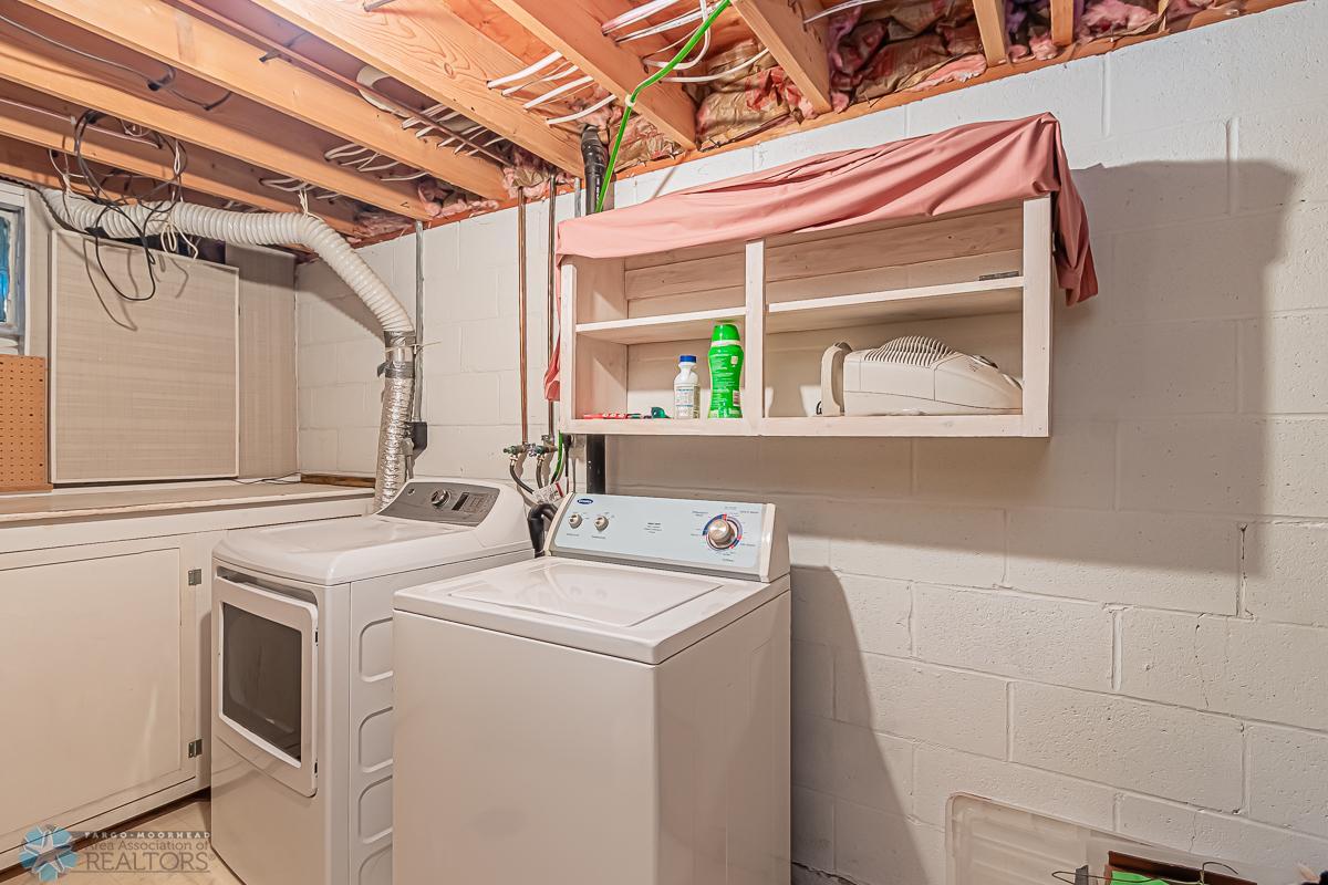 251 12 1_2 Ave E, West Fargo, ND 58078-18.jpg