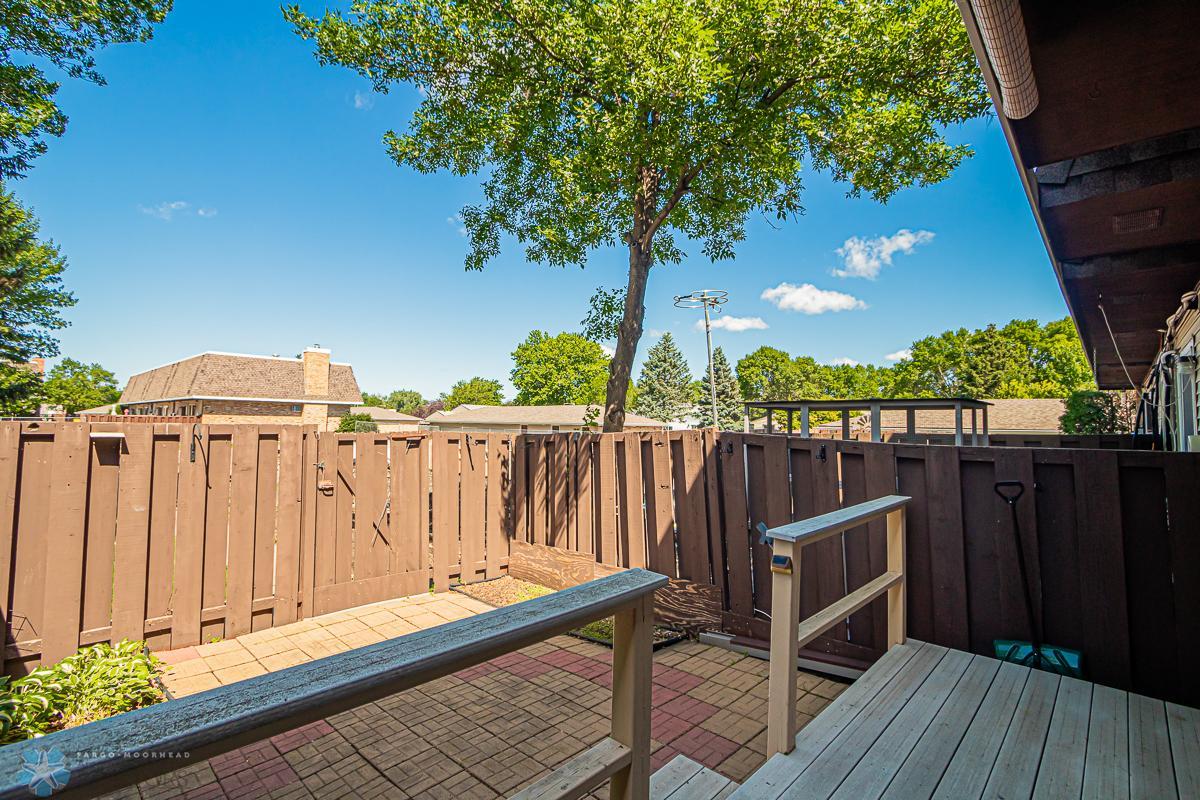 251 12 1_2 Ave E, West Fargo, ND 58078-21.jpg