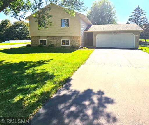 16345 Godson Drive, Lakeville, MN 55044