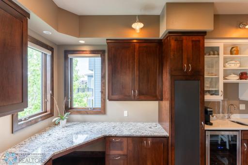 551 Lizzie Place E, West Fargo, ND 58078