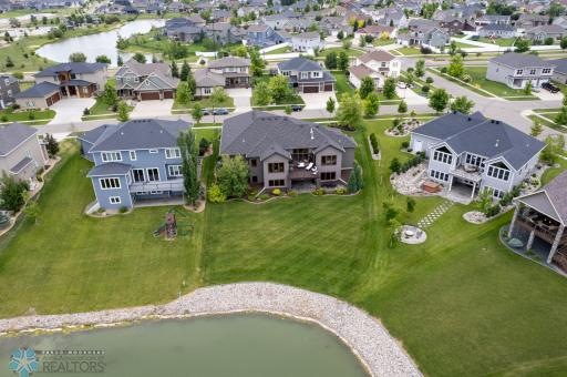 551 Lizzie Place E, West Fargo, ND 58078