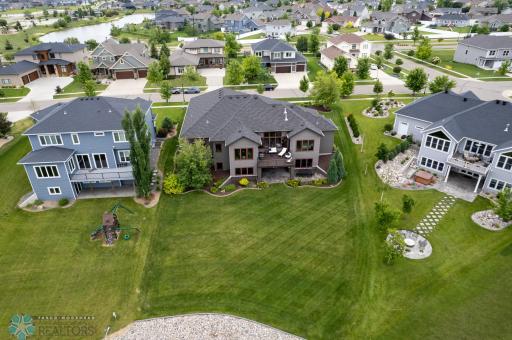 551 Lizzie Place E, West Fargo, ND 58078