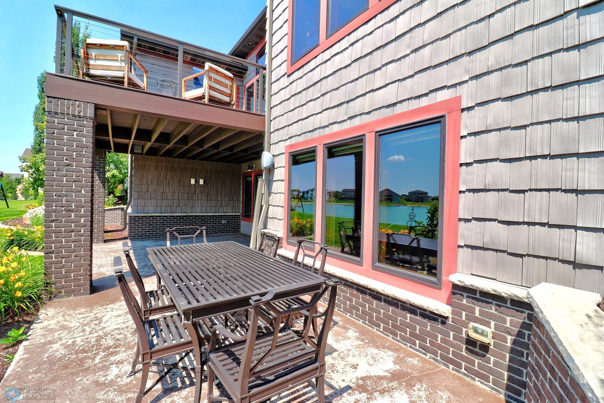 Backyard_Patio1_3.jpg