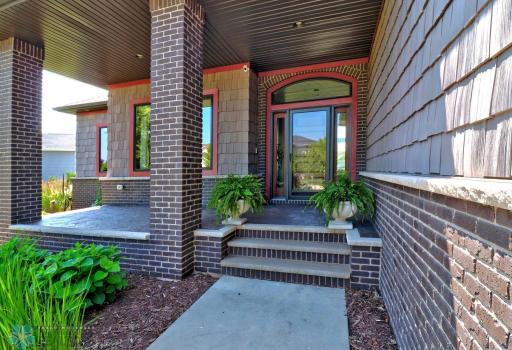 551 Lizzie Place E, West Fargo, ND 58078