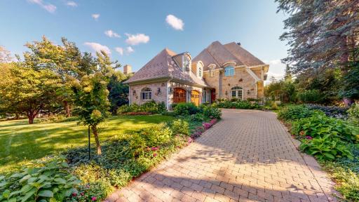 818 8th Street SW, Rochester, MN 55902
