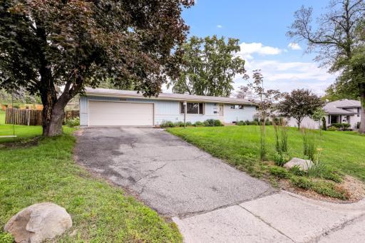 4200 W 113th Street, Bloomington, MN 55437