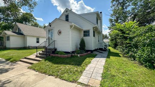 207 21st Avenue N, Saint Cloud, MN 56303