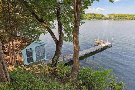 27940 Smithtown Road, Excelsior, MN 55331