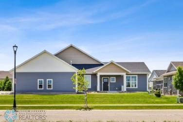 4922 Avery Lane S, Fargo, ND 58104