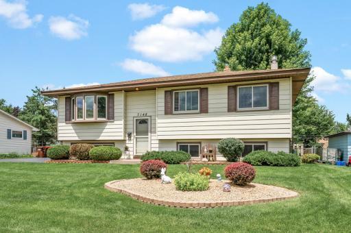 7148 Corliss Way, Inver Grove Heights, MN 55076