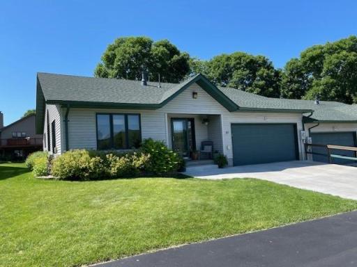 57 Rivers Lane, Winona, MN 55987