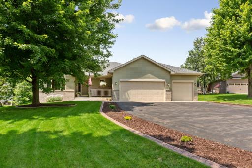 327 5th Avenue NE, Lonsdale, MN 55046